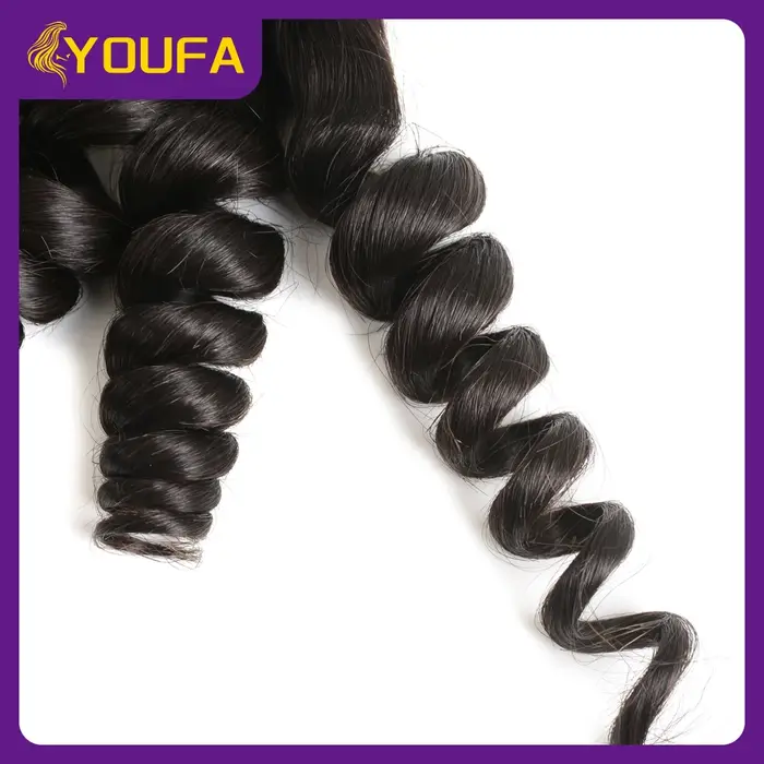 Ombre blond foncé Funmi cheveux humains bouclés paquet unique 100% tissage