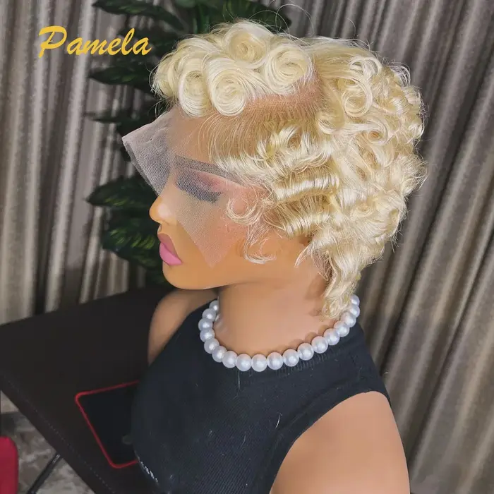 Perruques en cheveux humains courts et ondulés brun rougeâtre