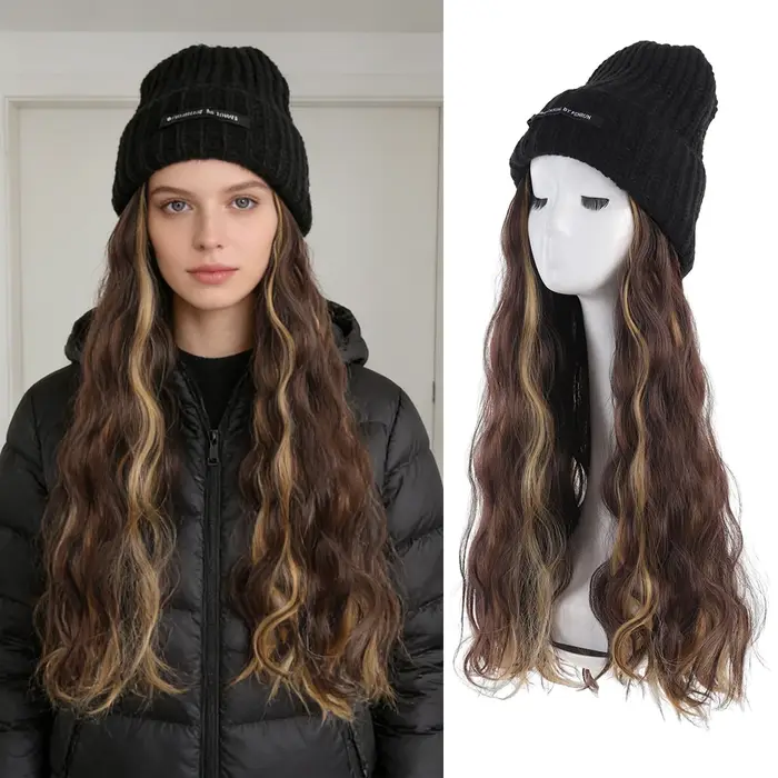 Bonnet en tricot avec extensions de cheveux synthétiques longues et ondulées intégrées