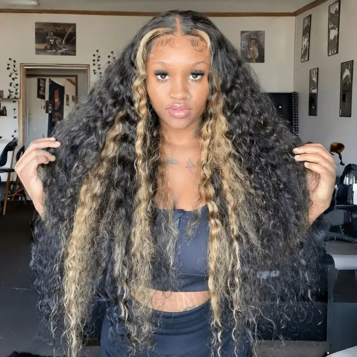 Perruque Lace Frontale 360 avec mèches blondes, effet de cadre facial, cheveux noirs avec mèches blo