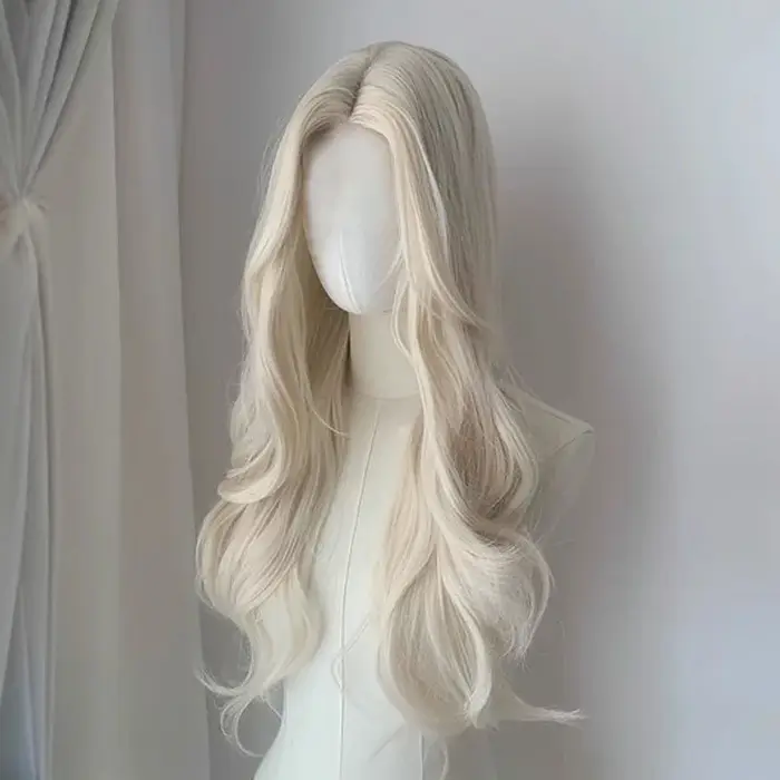 Perruque synthétique longue bouclée en or blanc
