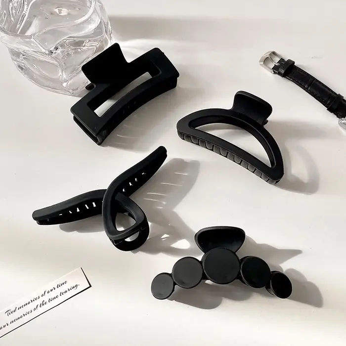 Pince à cheveux élégante noire géométrique en plastique pour femme, support de cheveux longs, pinces