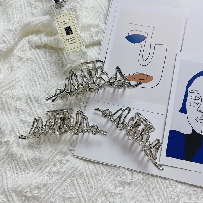 Grande pince à cheveux en métal pour femmes