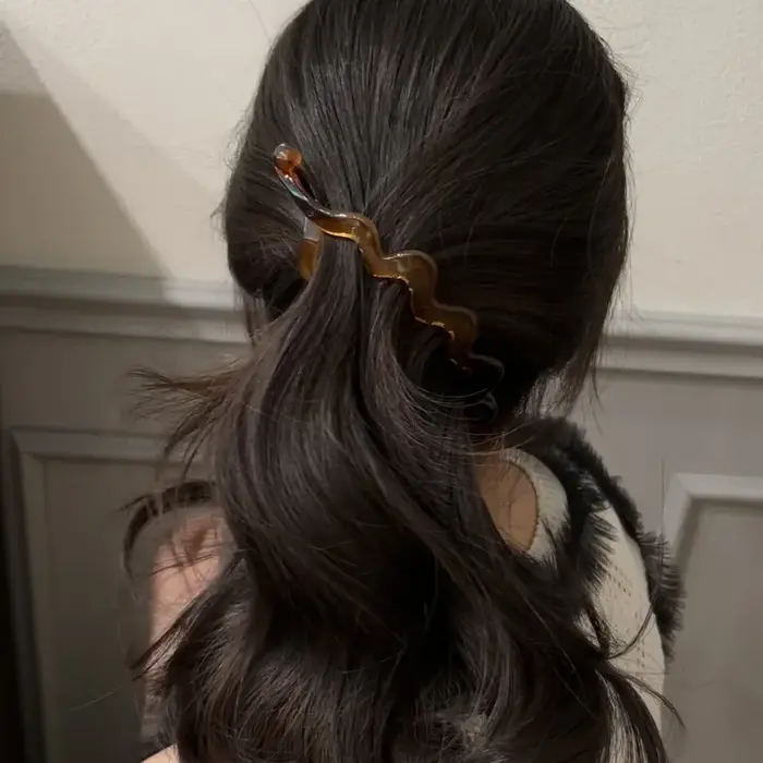 Pince à cheveux léopard française pour femme