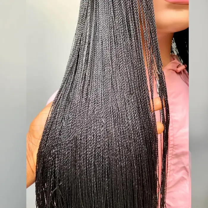 Perruque tressée micro-torsadée de 28 pouces pour femmes noires