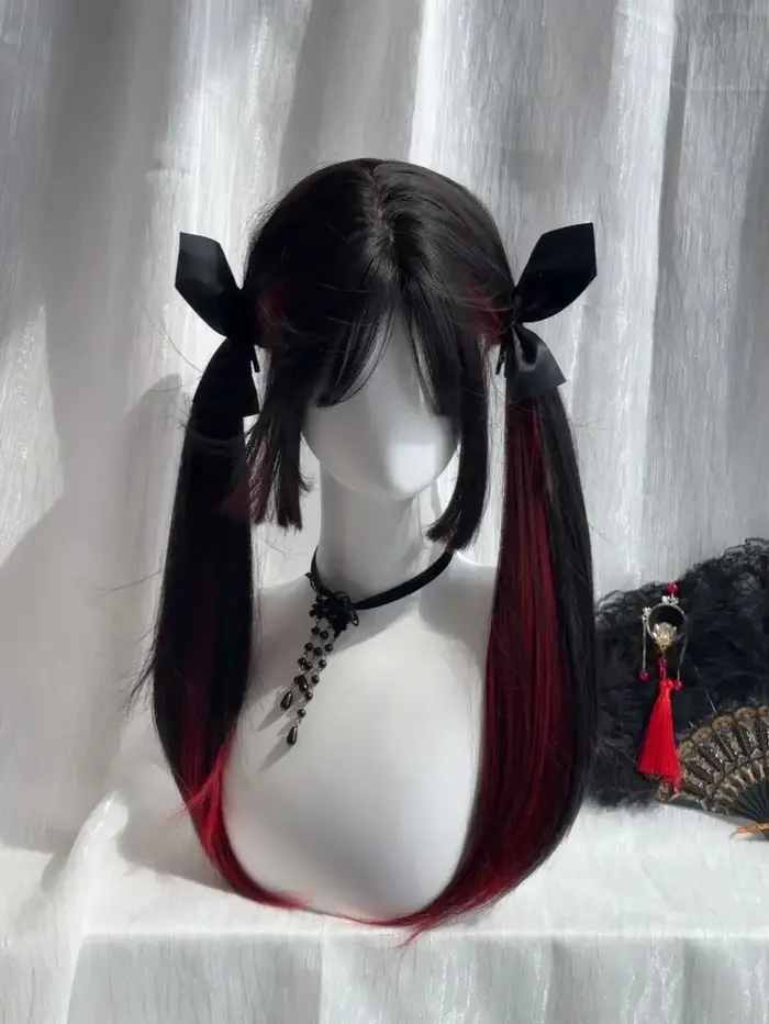 Cheveux longs et raides tehonneur en noir et rouge pour femmes