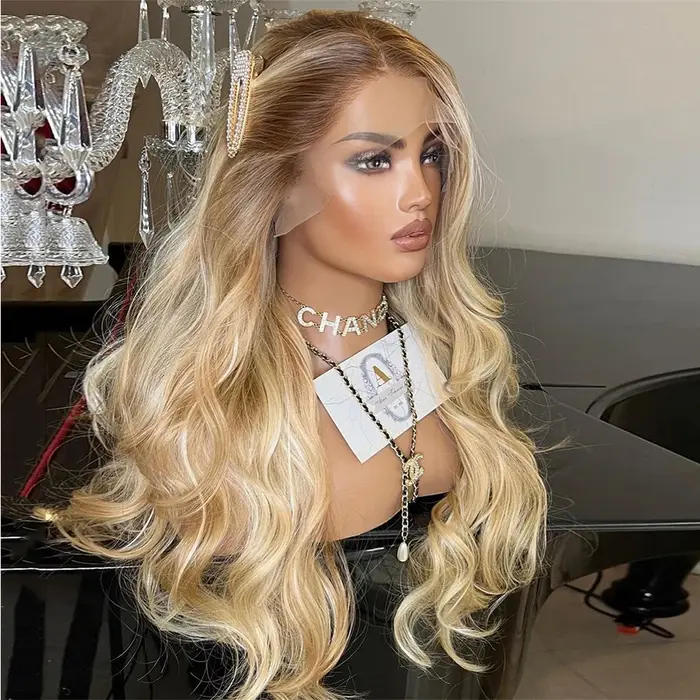 Perruque Lace Front Wig synthétique ondulée Blonde dorée