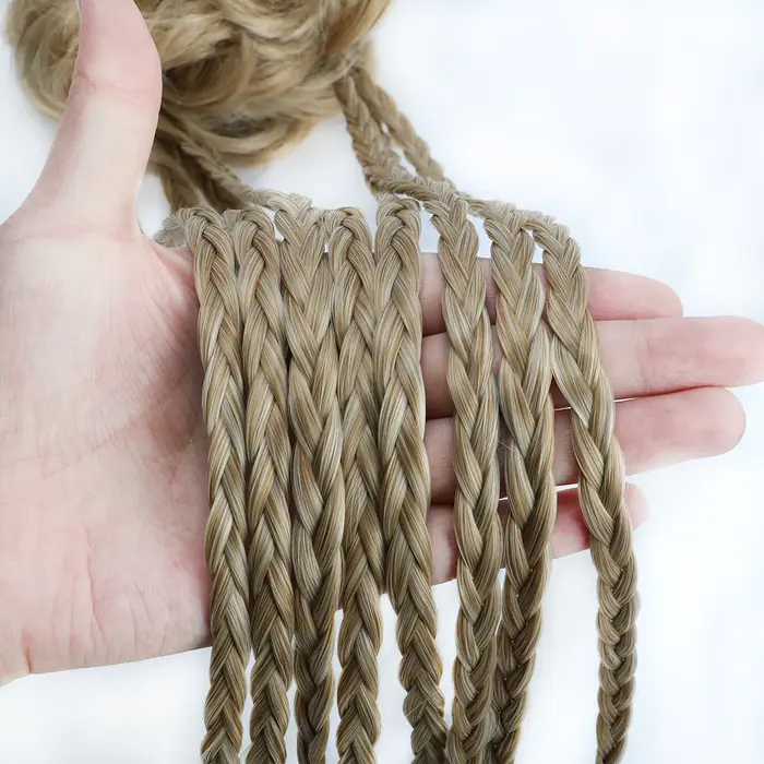 Chignon désordonné synthétique de 22 pouces