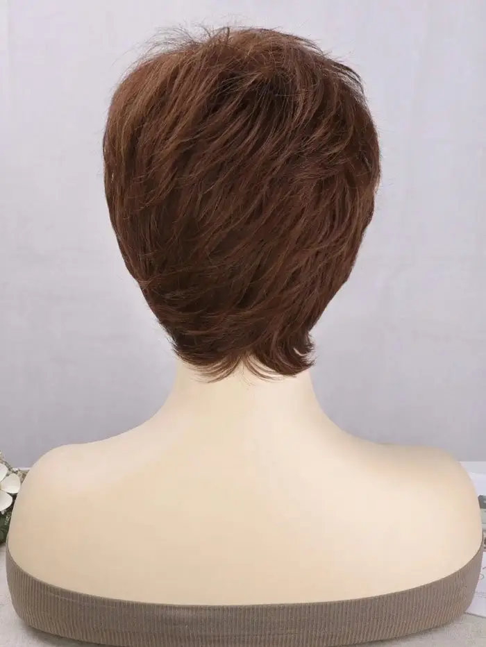 Perruque courte bouclée moelleuse naturelle pour femmes