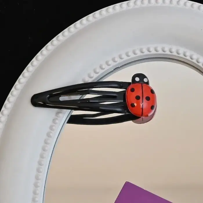 Pince à cheveux coccinelle en forme d'animal