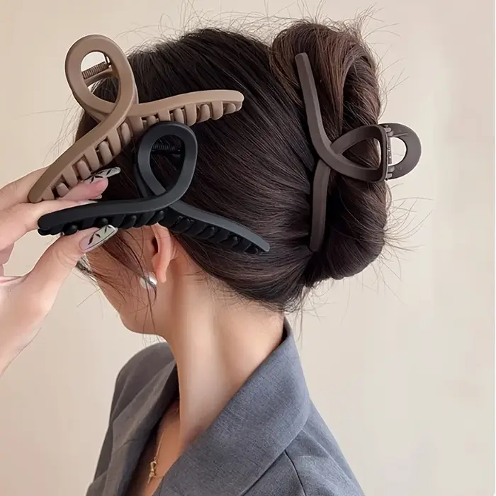 3 pinces à cheveux élégantes et mates avec design antidérapant – parfaites pour les coiffures quotidiennes