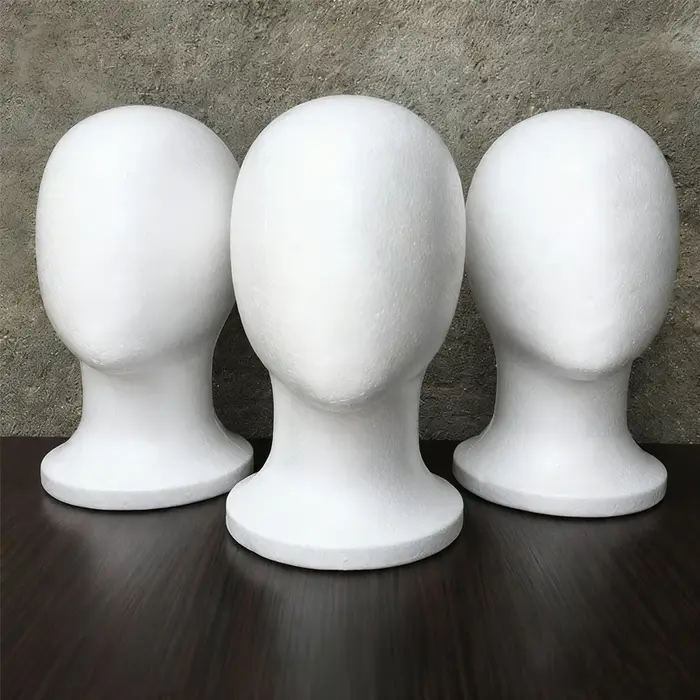 Support de perruque en mousse blanche