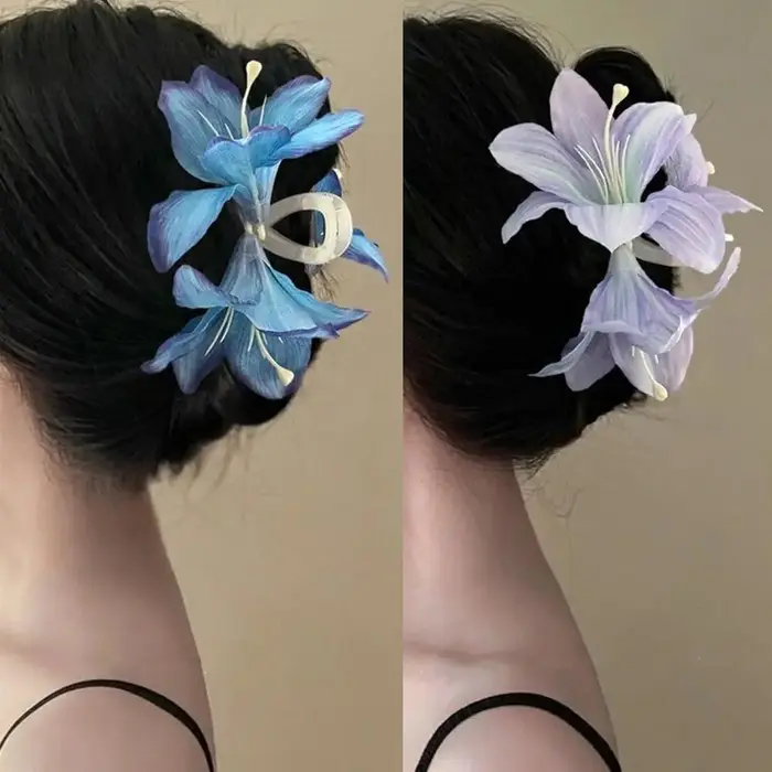 Pince à cheveux en plastique
