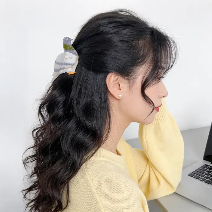 Grande pince à cheveux en acétate