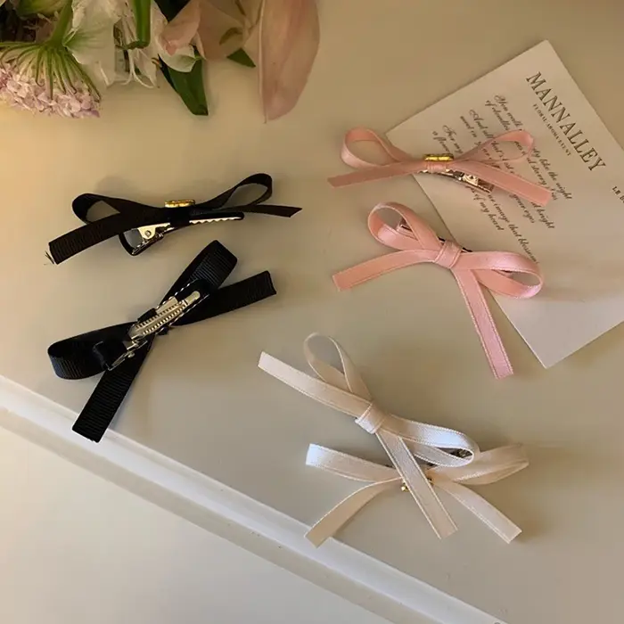 Pince à cheveux élégante pour franges