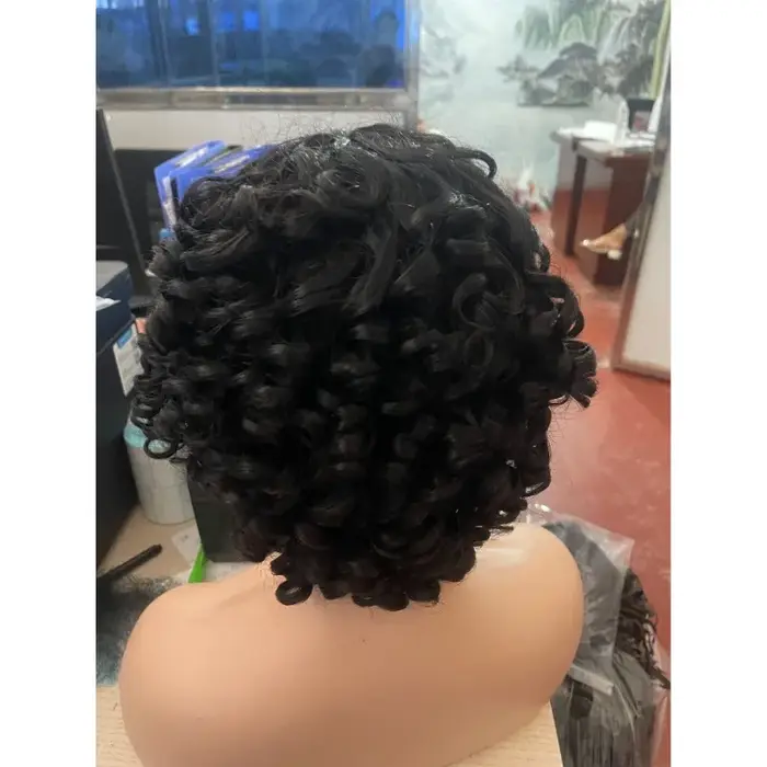 Perruque courte bouclée de cheveux humains