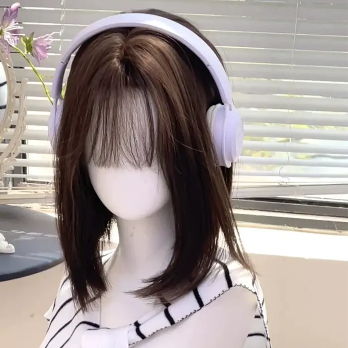  ﻿ Perruque courte synthétique lisse