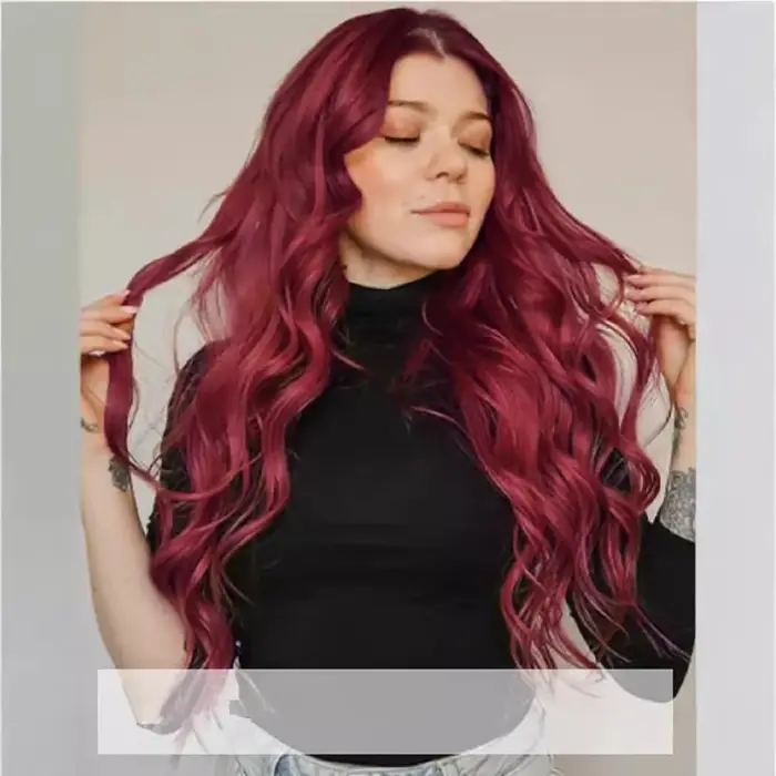 Perruque synthétique, couleur bordeaux