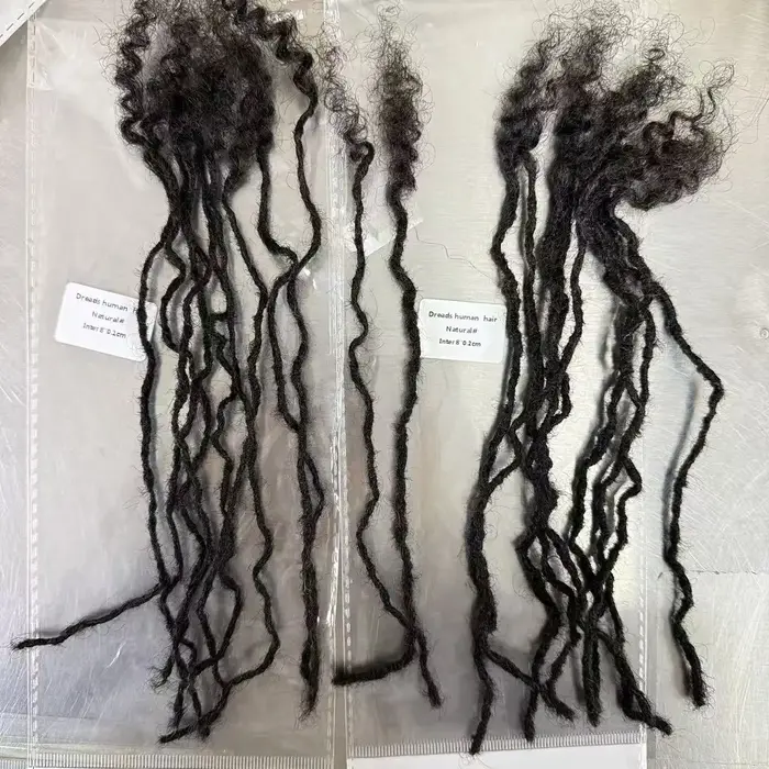 Extensions de dreadlocks personnalisées de 0,1 à 0,4 cm de largeur, faits à la main, en cheveux huma