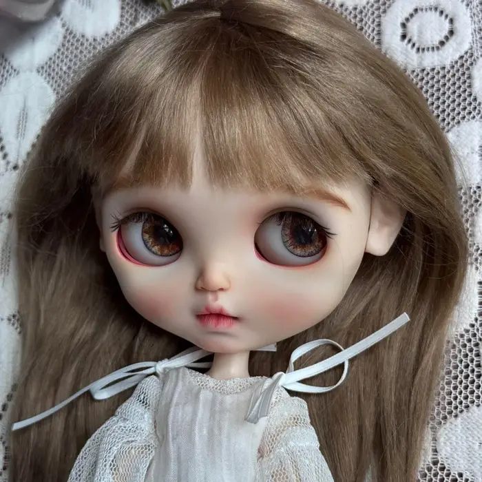 Perruque pour poupée Blythe