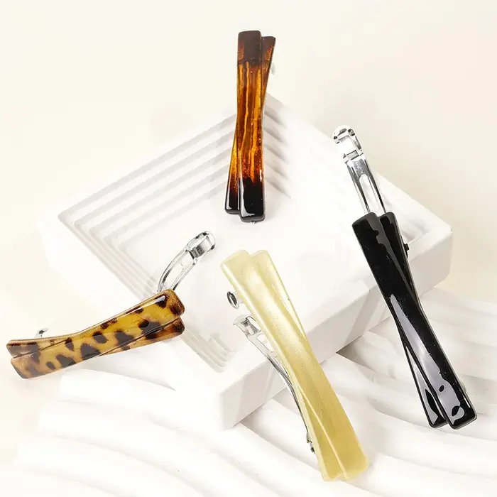 Barrettes fines rétro à ressort