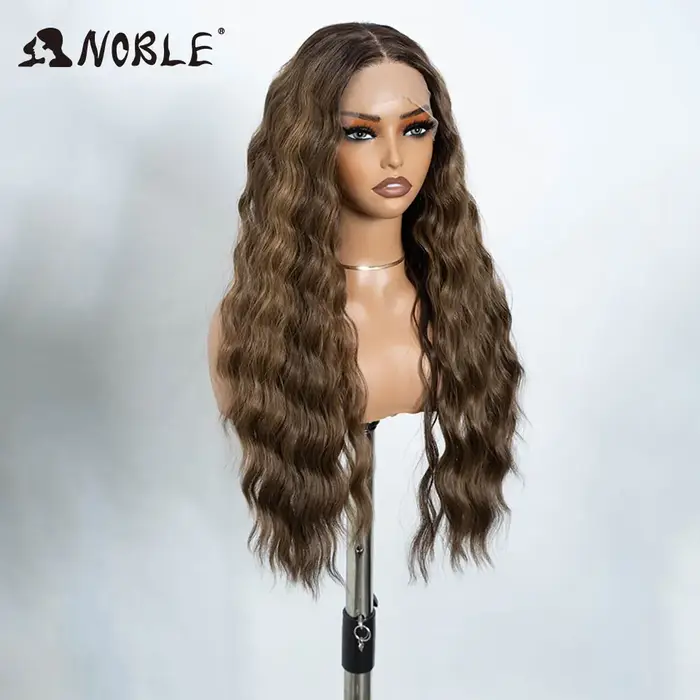 Perruque Lace Front Wig synthétique bouclée Noble