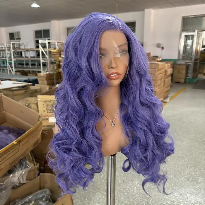 Perruque violette vague de corps