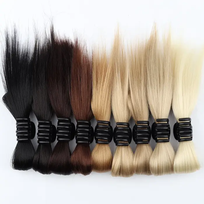 Extension de faux cheveux synthétiques chignon droit avec griffe Updo plume de poulet volant tête postiche pour fille femmes Chignons