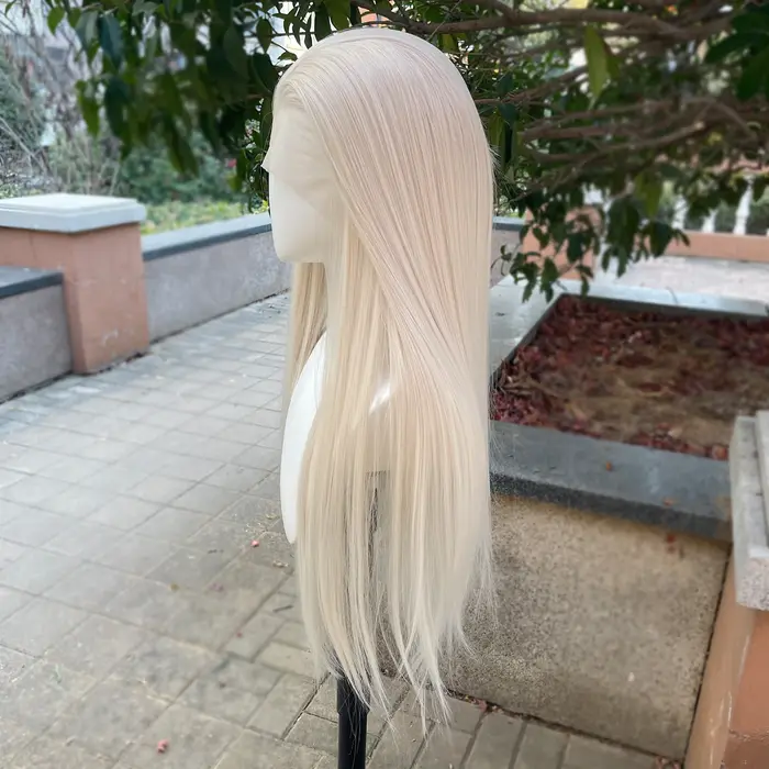 Costume d'elfe style Peak Platinum ‌ Perruques Lace Front Synthétiques Blondes 13x4 pour Femmes