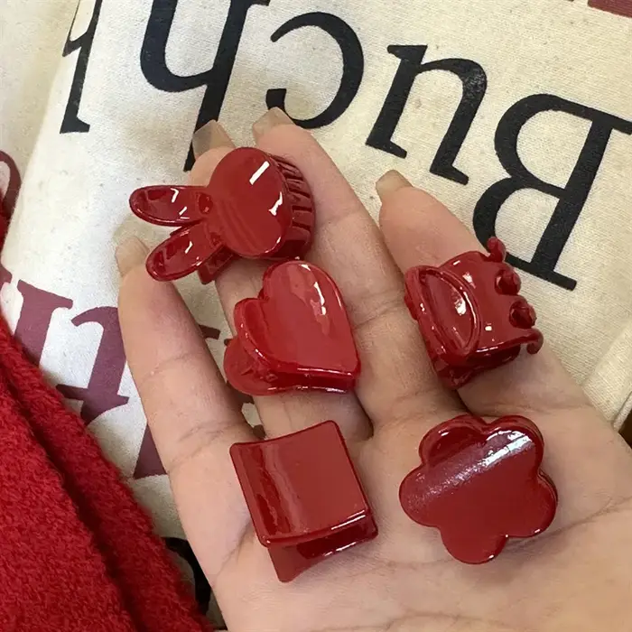 Pinces à cheveux rouges pour femmes