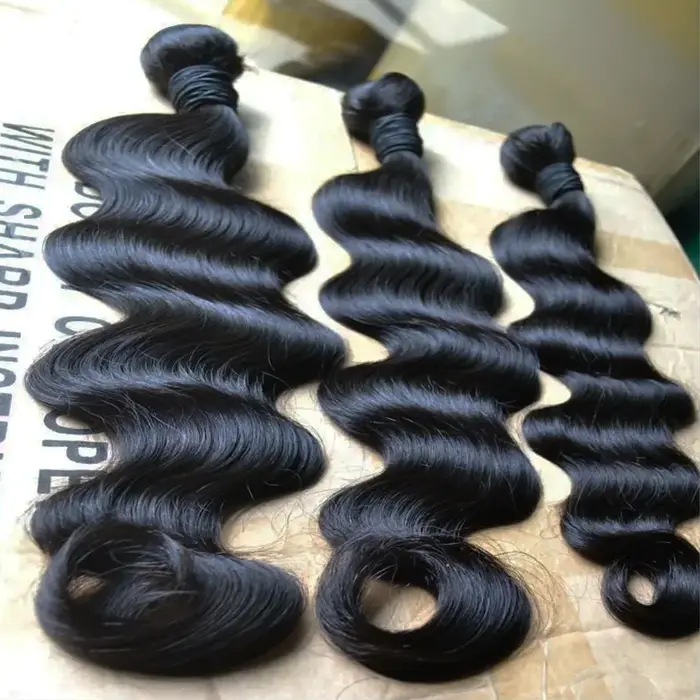 Extensions de cheveux humains vierges bruts Remy