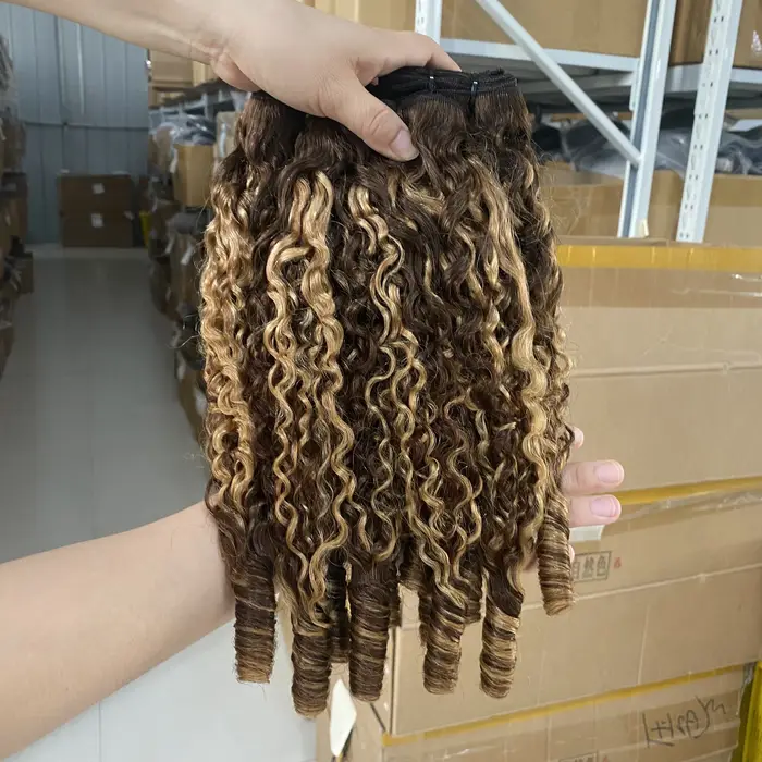 Extensions de cheveux humains bouclés birmans P4/27, mèches blond miel 12A, cheveux vierges vietnami