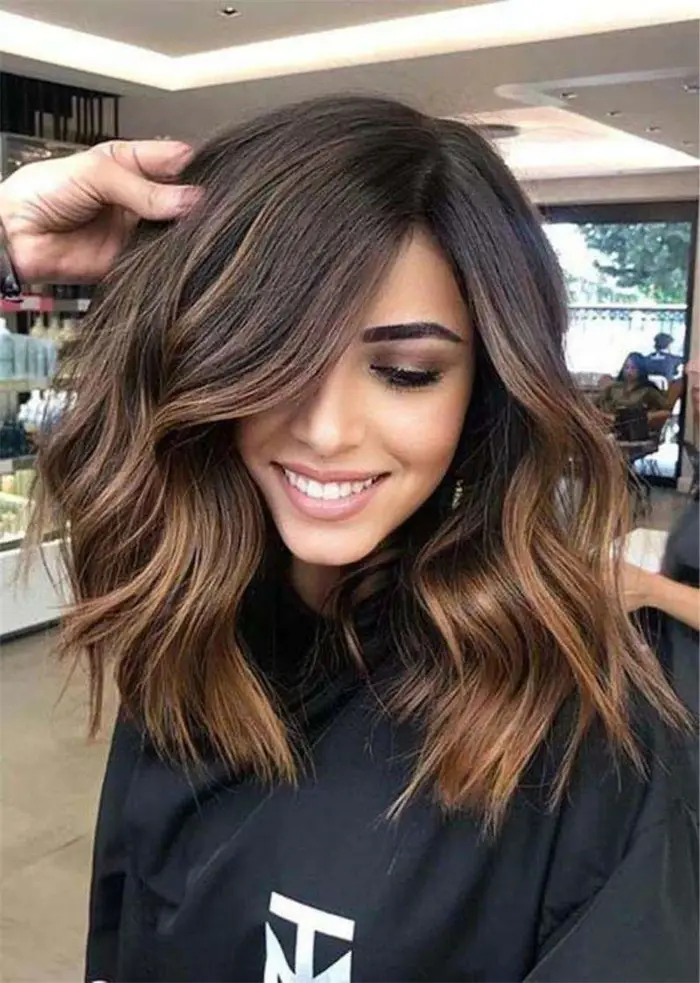Perruque Lace Front Wig synthétique ombrée brune blonde 13x4 HD pour femme
