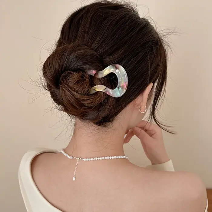 Pince à cheveux torsadée française en acétate