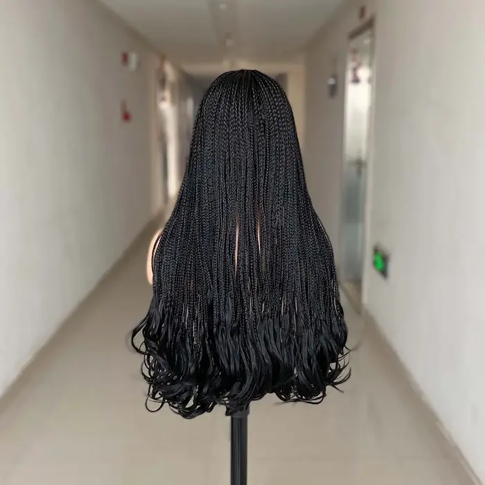 Nouvelle mode longue tressée perruques synthétique boîte tresse perruque pour les femmes noires ondulé armure Ombre