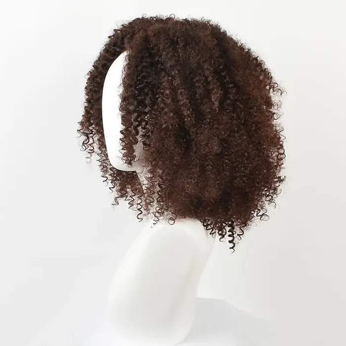 Perruque Afro Bouclée Frisée Marron avec Raie au Milieu