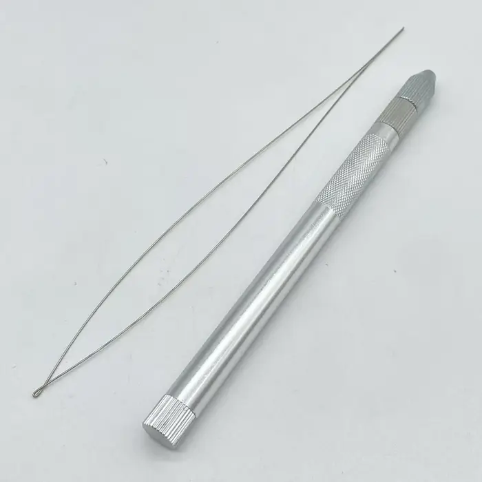 1 ensemble de tubes métalliques pour extensions de cheveux avec 3 aiguilles et 1 boucle
