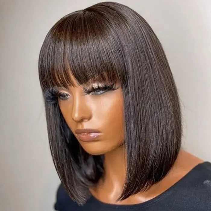 Perruque Bob brésilienne courte et lisse avec frange