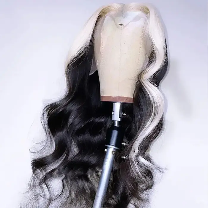 Perruque Lace Frontal Wig synthétique Body Wave blanche à reflets noirs, 13x4 HD, haute qualité, rés