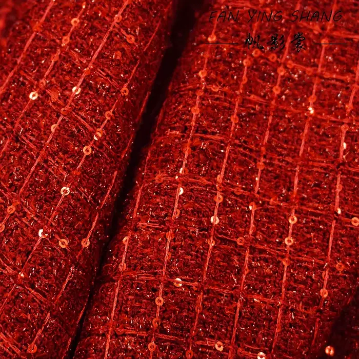 Le tissu tweed à carreaux rouges pour manteau bricolage