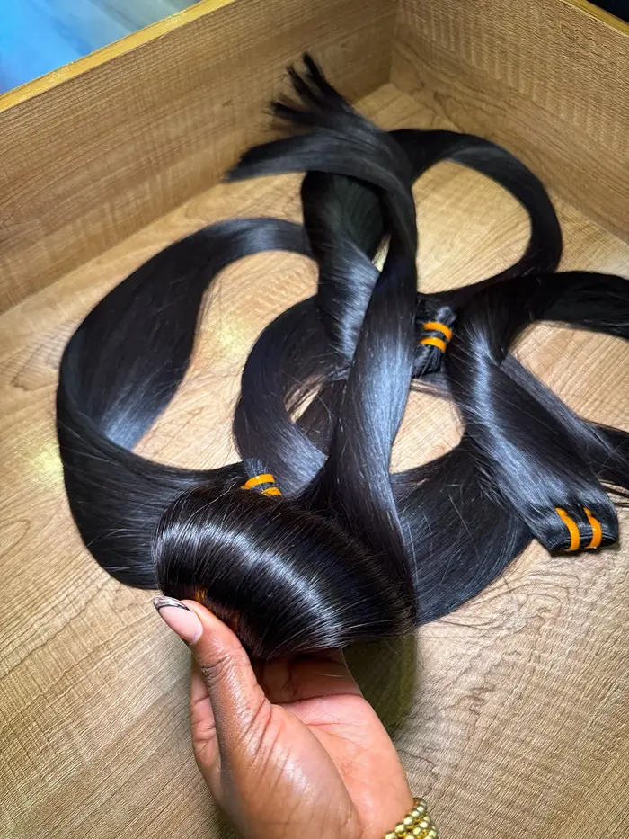 Extensions de cheveux humains lisses et épaisses de 26