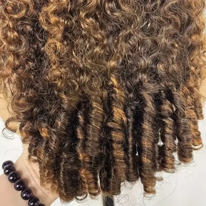 Perruque bouclée birmane 13x4 HD Lace Front