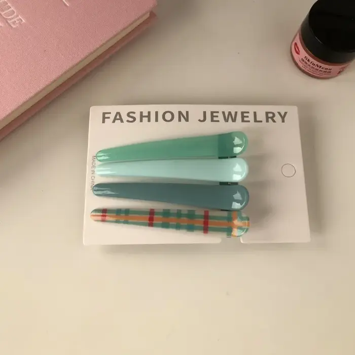 Pinces à cheveux couleur bonbon