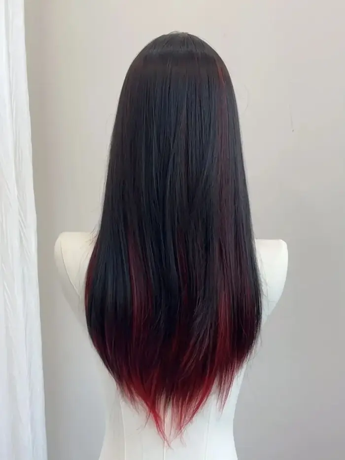 Cheveux longs et raides tehonneur en noir et rouge pour femmes