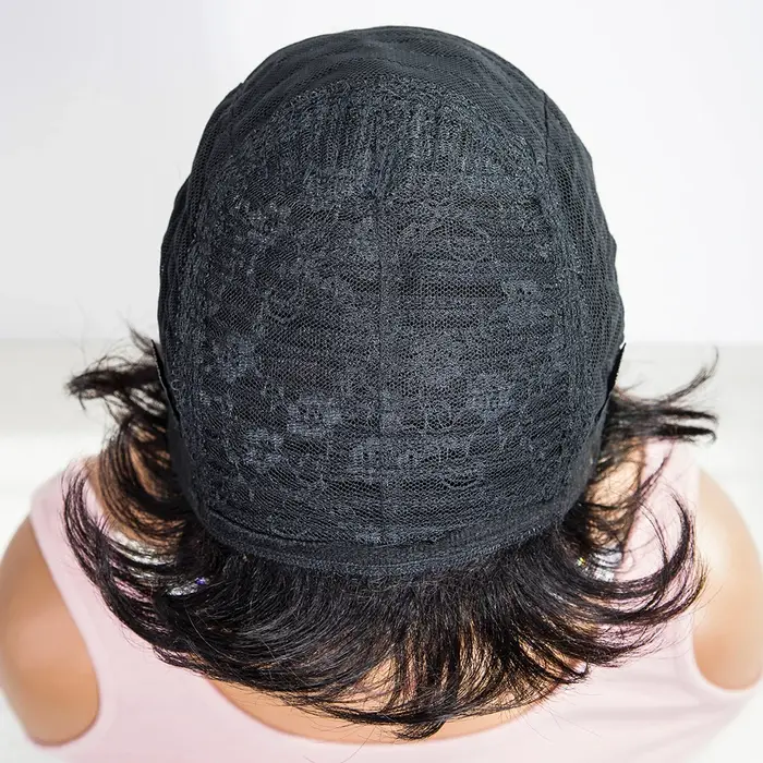 Perruque de cheveux humains coupe Pixie pour femmes blanches
