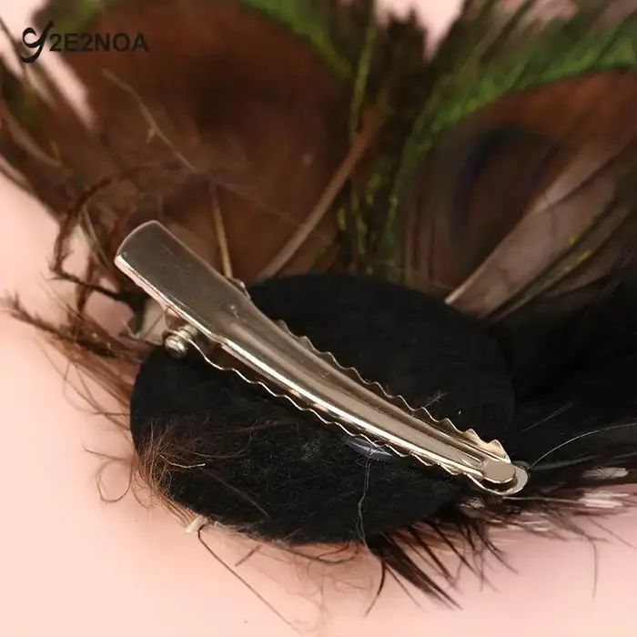 Pince à cheveux en plumes de paon pour filles