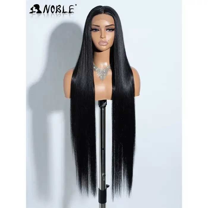 Perruque synthétique longue et droite de 38 pouces, avec dentelle frontale, style Skunk Stripe gris-