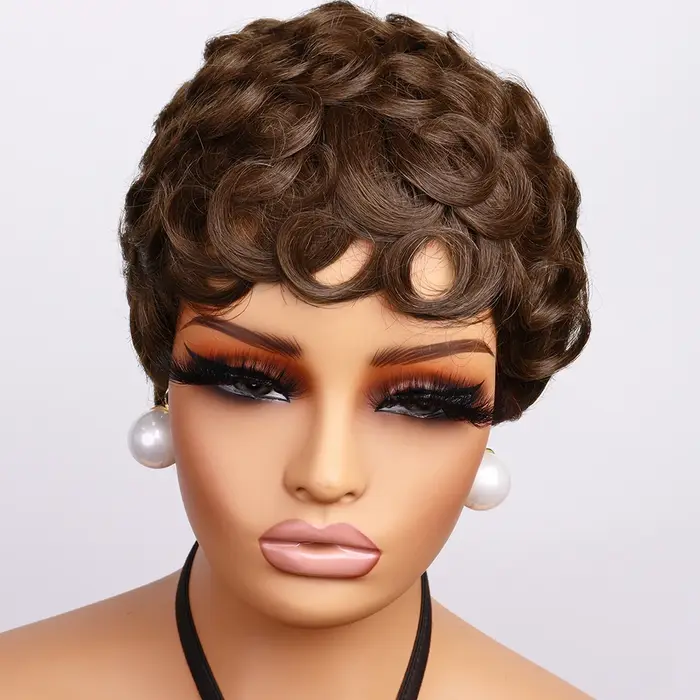 613 miel blond bouclés coupe lutin perruque 100% cheveux humains avec frange courte bouclés perruques de cheveux humains pour les femmes fabriqués à la Machine