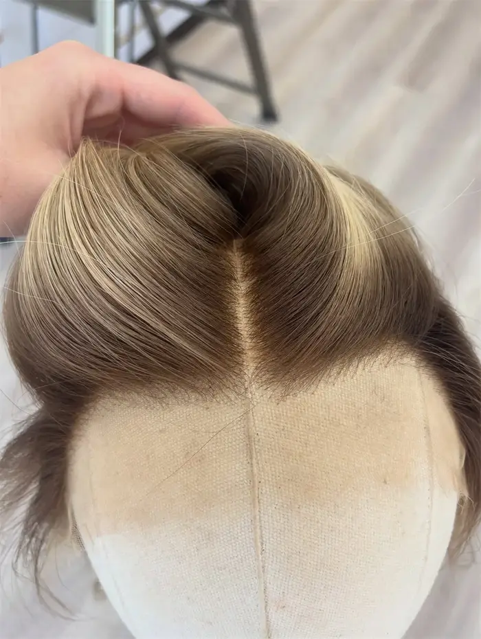 Perruque Lace Front 13x4 Blond Cendré pour Femme