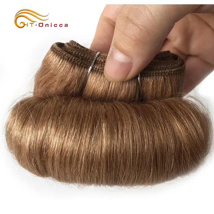 Bundles de tissage de cheveux humains bouclés indiens, produits de cheveux courts, faisceaux ondulés